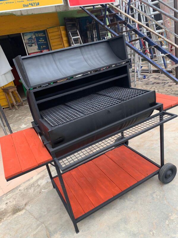 Charcoal bbq-grill